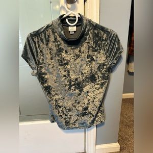 Short Sleeve Velour Shirt